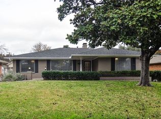 6253 Town Hill Ln, Dallas, TX 75214