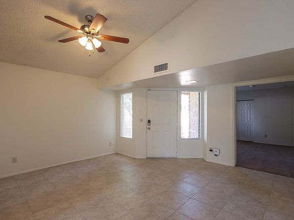 4th image of 6637 W Poinsettia Dr