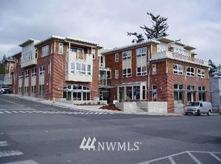 400 Winslow E #270, Bainbridge Island, WA 98110