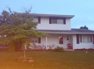 883 Alburn Dr, Columbus, OH 43207