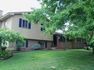 605 Bernard St, Middleville, MI 49333