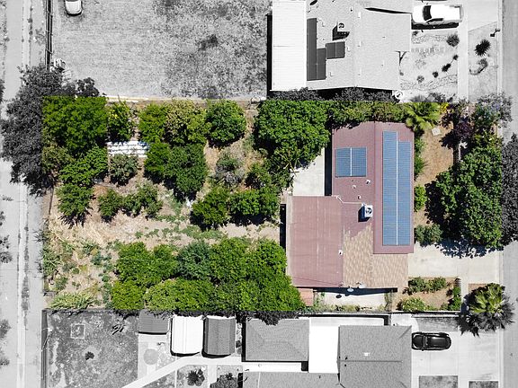 5th image of 842 S P Street