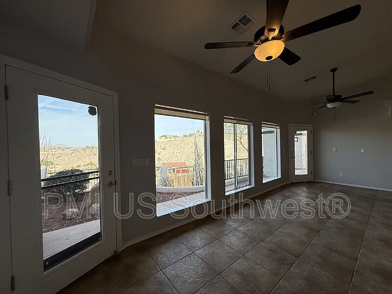 2917 Desert Vista Dr — Photo 23