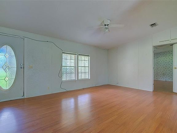 5th image of 1107 Tarrytown Dr