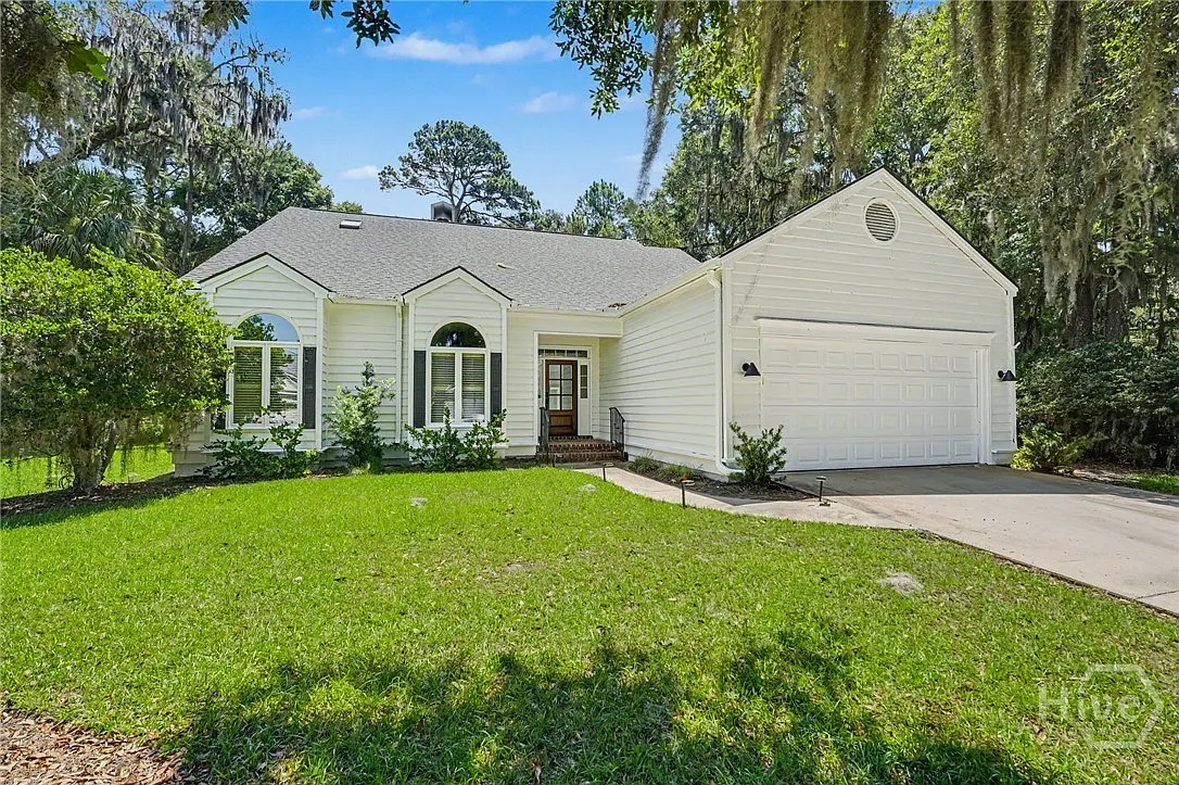 3 bed, 2.5 bath, 3192 sqft, $4,500 — Photo 2