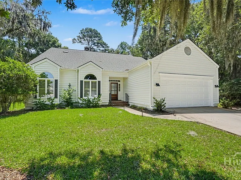 32 Sparnel Rd — Photo 2