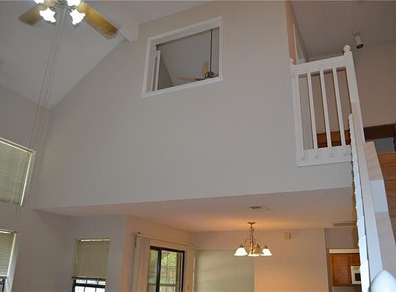 3rd image of 406 Santa Fe Trl APT 45
