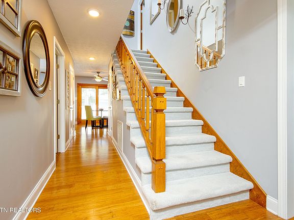 5th image of 939 Sugarwood Dr