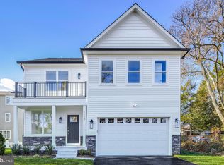1127 Shore Dr, Edgewater, MD 21037
