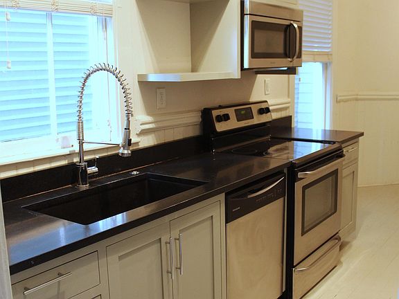 5th image of 402 E Bolton St #3
