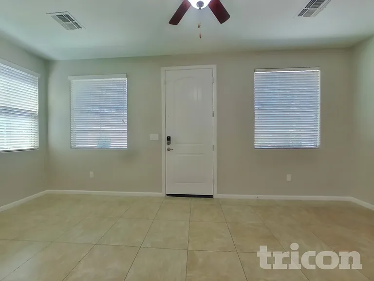 12532 W Hummingbird Ter — Photo 3