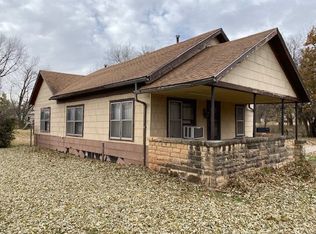 417 S Chisholm St, Caldwell, KS 67022