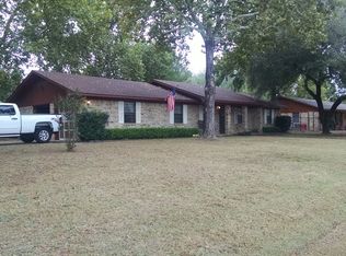 411 Sunset Dr, Fairfield, TX 75840