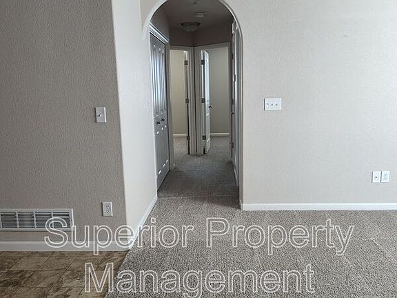 5th image of 3733 Gunsmoke Rd