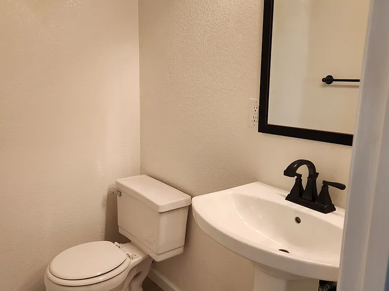 14346 Knobcone Dr — Photo 7