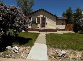 2400 E 11th St, Cheyenne, WY 82001