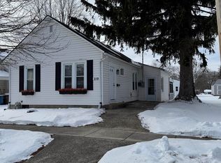 219 Center St, Auburn, IN 46706