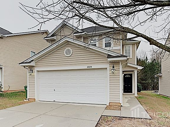2nd image of 4424 Stone Mountain Dr