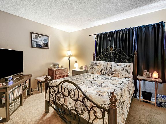 5th image of 4424 W San Jose St #21