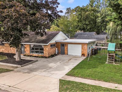 115 E Cherry St NE, Cedar Springs, MI, 49319