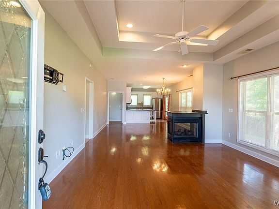 5th image of 4209 Heathersage Cir