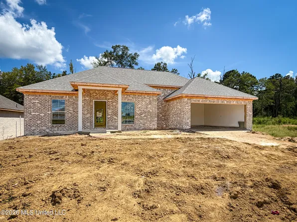 1003 Riverside Ln, Pearl, MS 39208