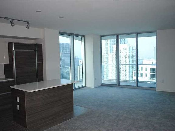 5th image of 1100 S Miami Avenue #3910