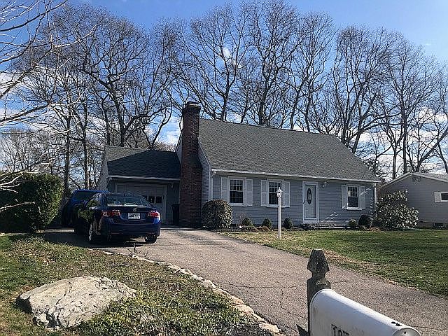 2nd image of 102 Greenwood Dr