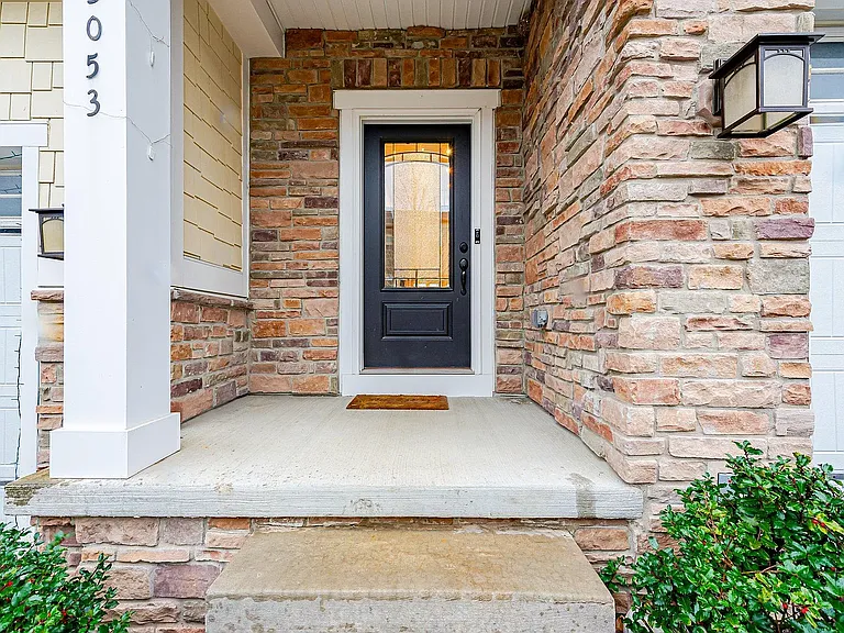 3053 Mahican Cir — Photo 2