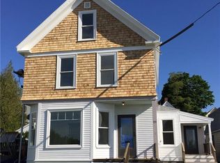 90 Mechanic St, Rockland, ME 04841