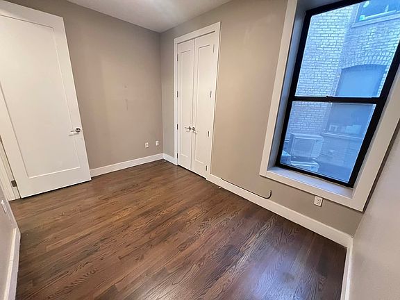 3rd image of 162 Woodruff Ave #1E