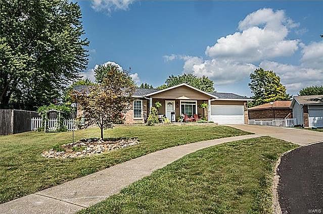 1st image of 3291 Huckleberry Dr