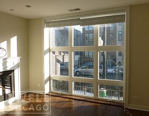 5th image of 3647 W Montrose Ave #1