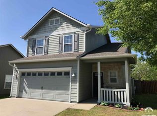 922 Olivers Ct, Lawrence, KS 66044