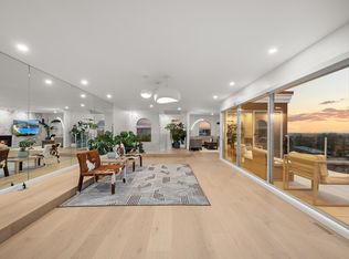 4863 Cambridge St, Burnaby, BC V5C1H9