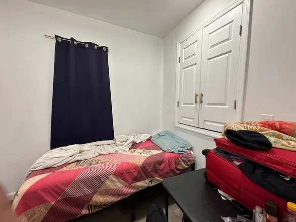 215 Lincoln Street image 10 of 12