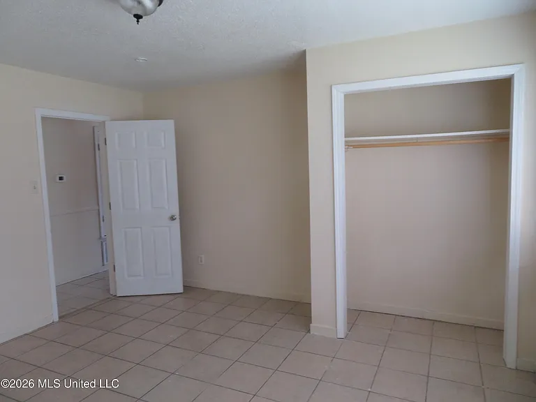 356 Springdale Cir — Photo 9
