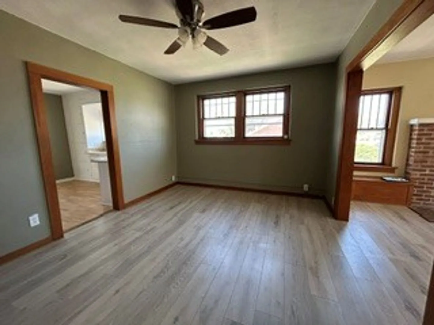 Spacious Apartment! — Photo 4