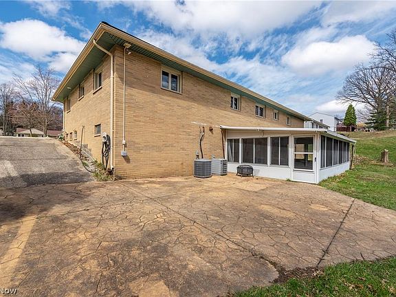 4th image of 6841 Glenella Dr