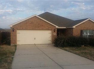 169 Buffalo Ridge Dr, Newark, TX 76071