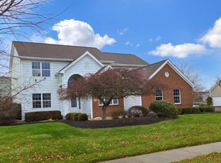 6110 Parkmeadow Ln, Hilliard, OH 43026
