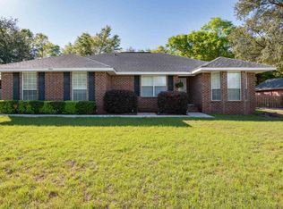 5926 Ridgeview Dr, Milton, FL 32570