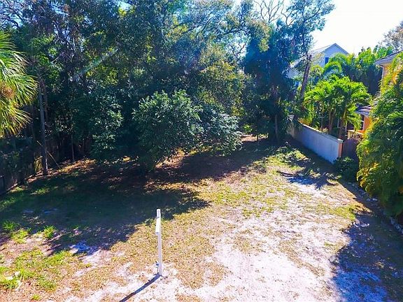 4th image of 1664 Dolphin Ln