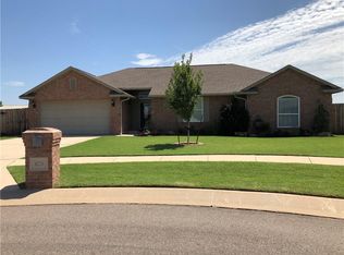 4218 Macys Pl, Moore, OK 73160
