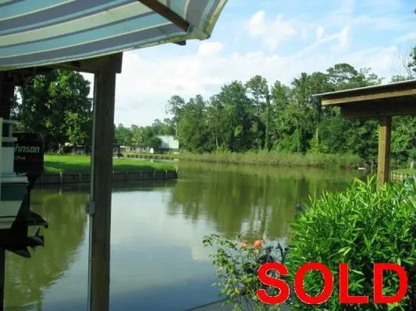 141 Teena Ln, Livingston, TX 77351