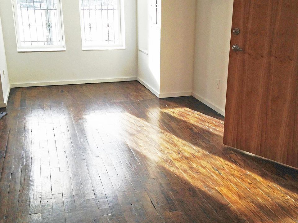 2nd image of 3223 Hiatt Pl NW APT 2