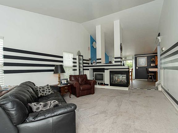 5th image of 5743 Lake Pointe Dr