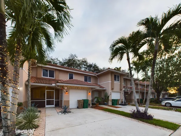 6450 Palm Garden Court, Davie, FL 33314