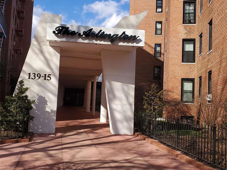 1st image of 139-15 83 Avenue #204