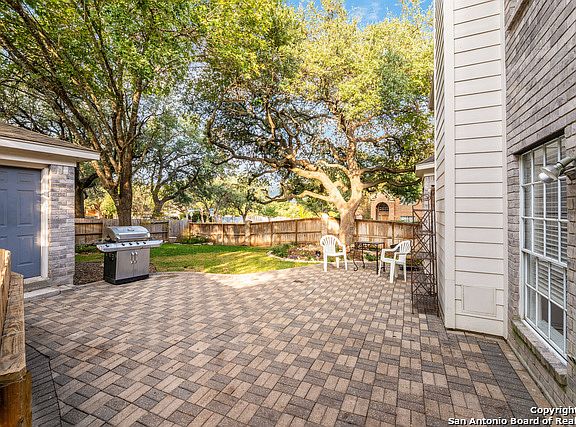 5th image of 8503 Chessington Dr